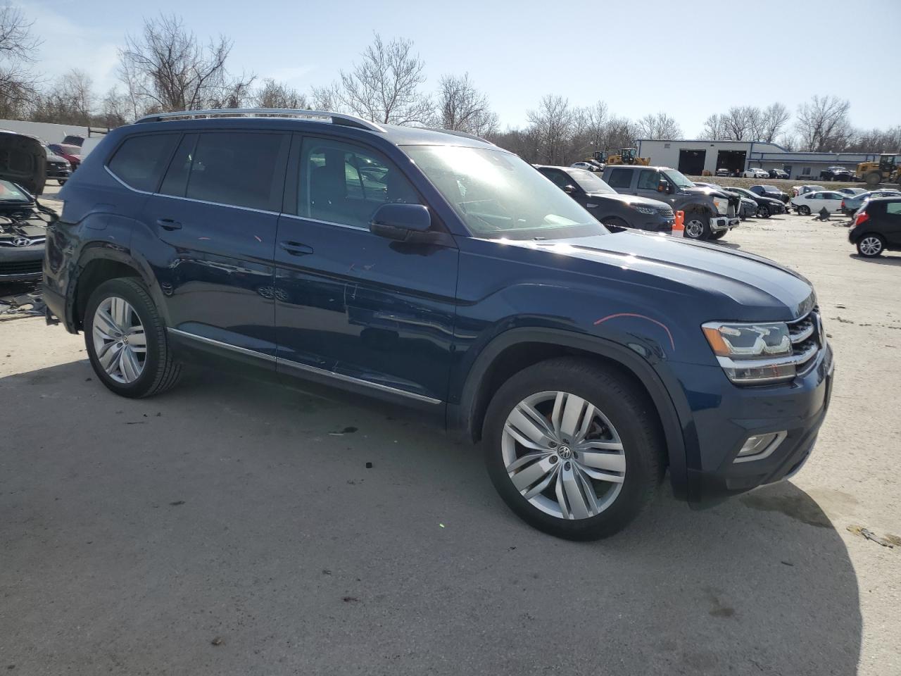 2019 Volkswagen Atlas VIN 1V2ER2CA7KC609601 Copart auction photo, rear end damage thumbnail 4