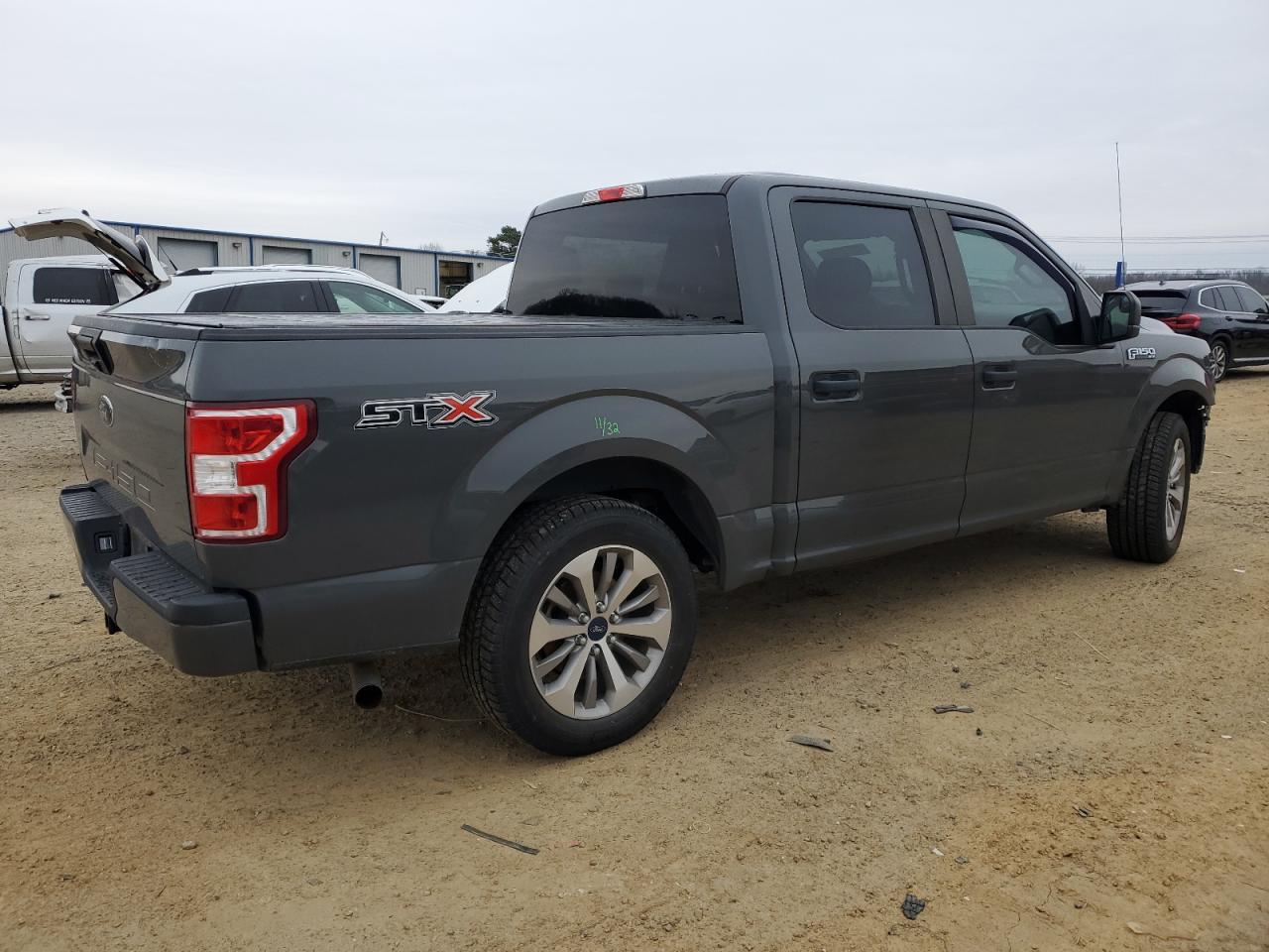 2018 Ford F-150 VIN 1FTEW1CP7JFD66930 Copart auction photo, front end / minor dent/scratches damage thumbnail 3