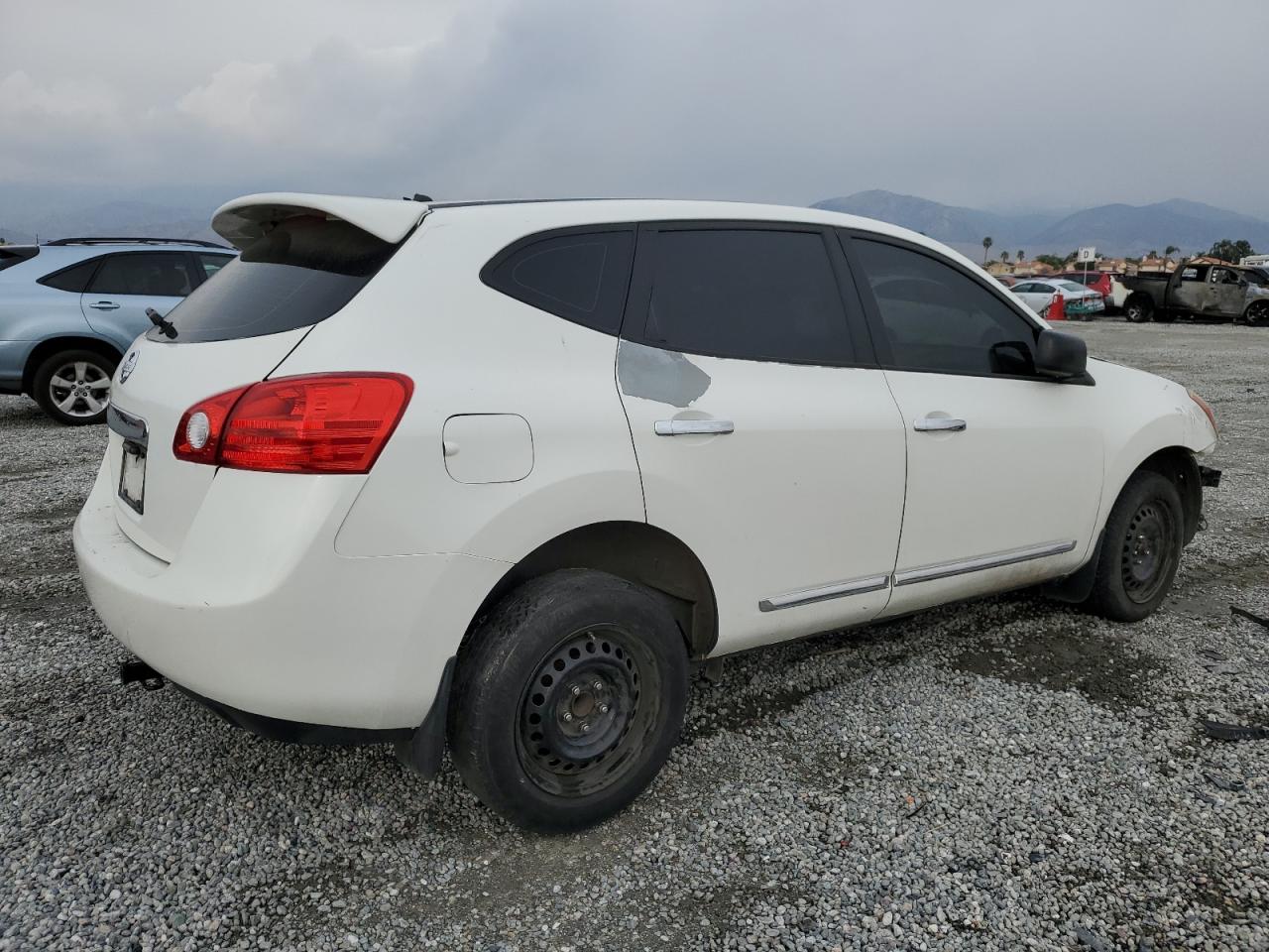 2015 Nissan Rogue VIN JN8AS5MT6FW668072 Copart auction photo, front end damage thumbnail 3