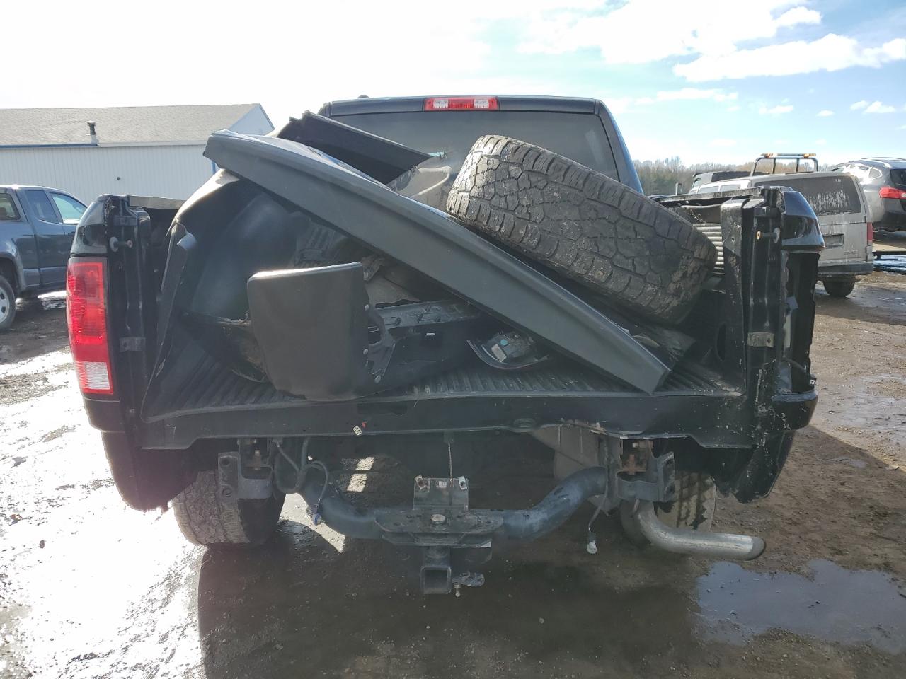 2017 RAM 1500 VIN 1C6RR7KG3HS507076 Copart auction photo, rear end damage thumbnail 6