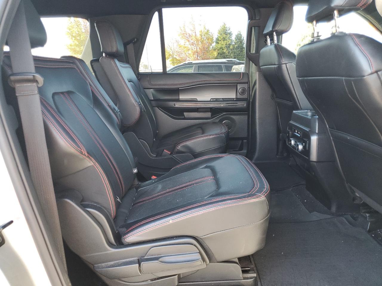 2021 Ford Expedition VIN 1FMJK2AT1MEA59078 Copart auction photo, front end damage thumbnail 11