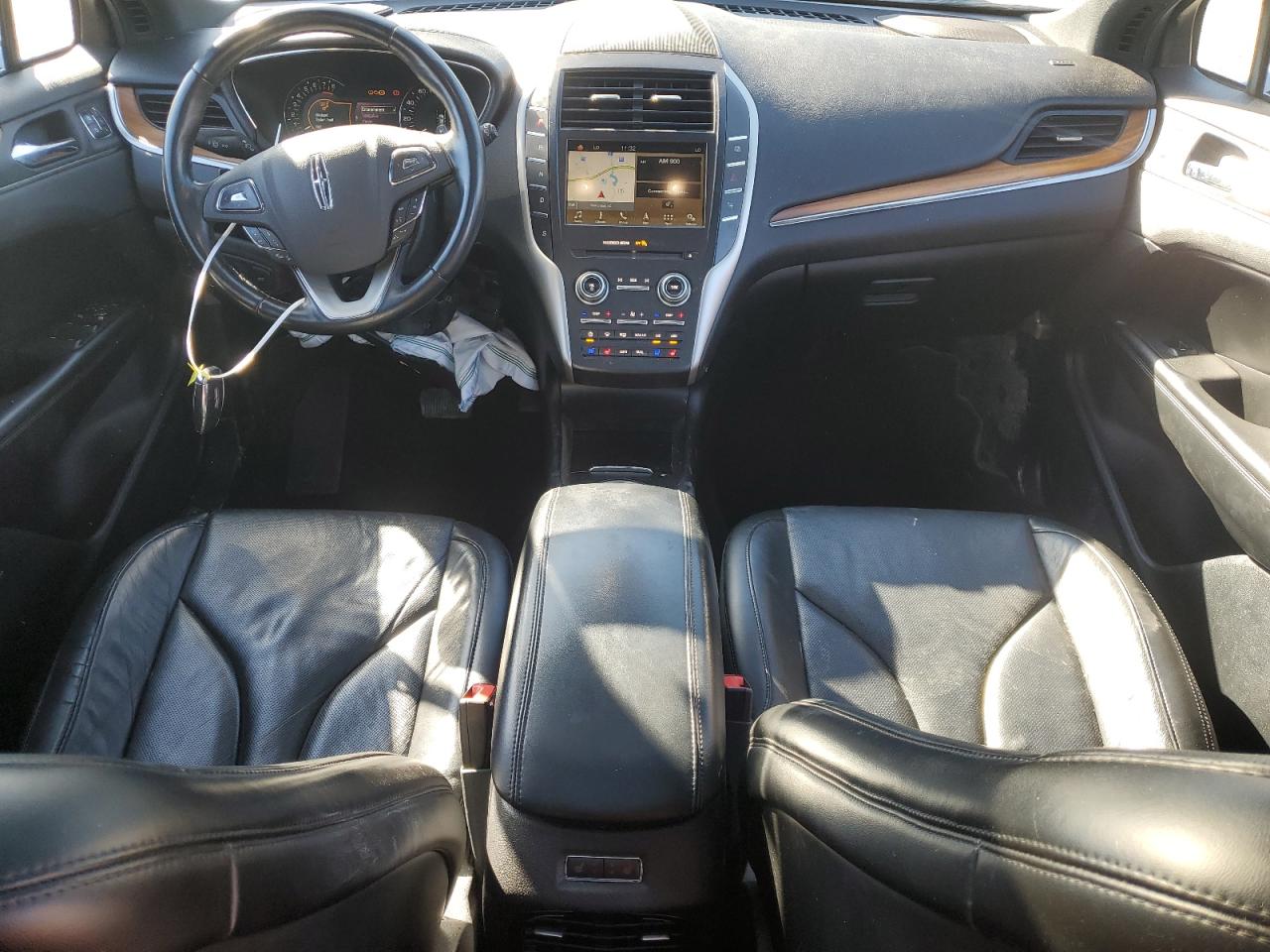 2019 Lincoln MKC VIN 5LMTJ3DH1KUL03207 Copart auction photo, front end / side damage thumbnail 8