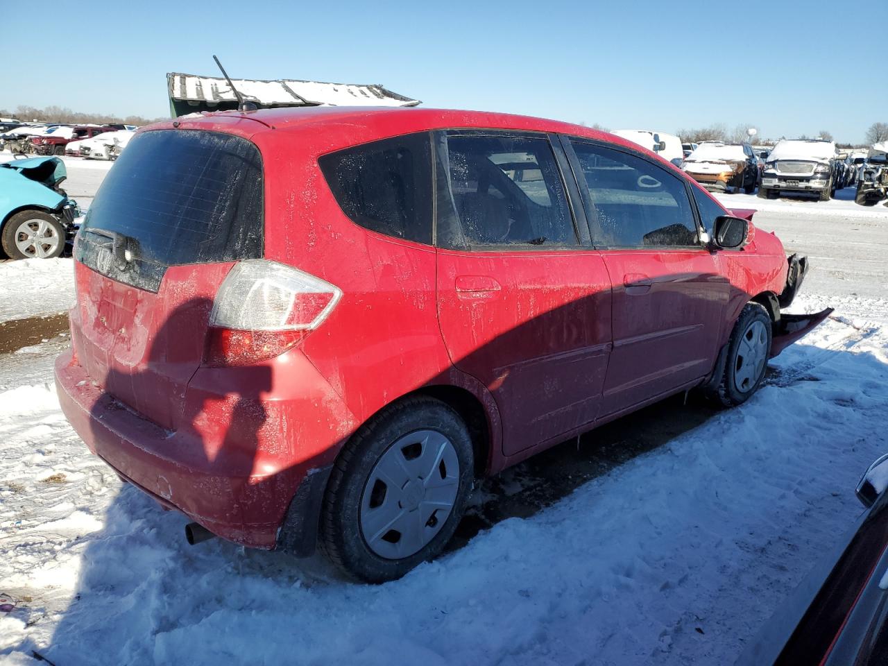 2013 Honda Fit VIN JHMGE8H31DC032746 Copart auction photo, front end / minor dent/scratches damage thumbnail 3