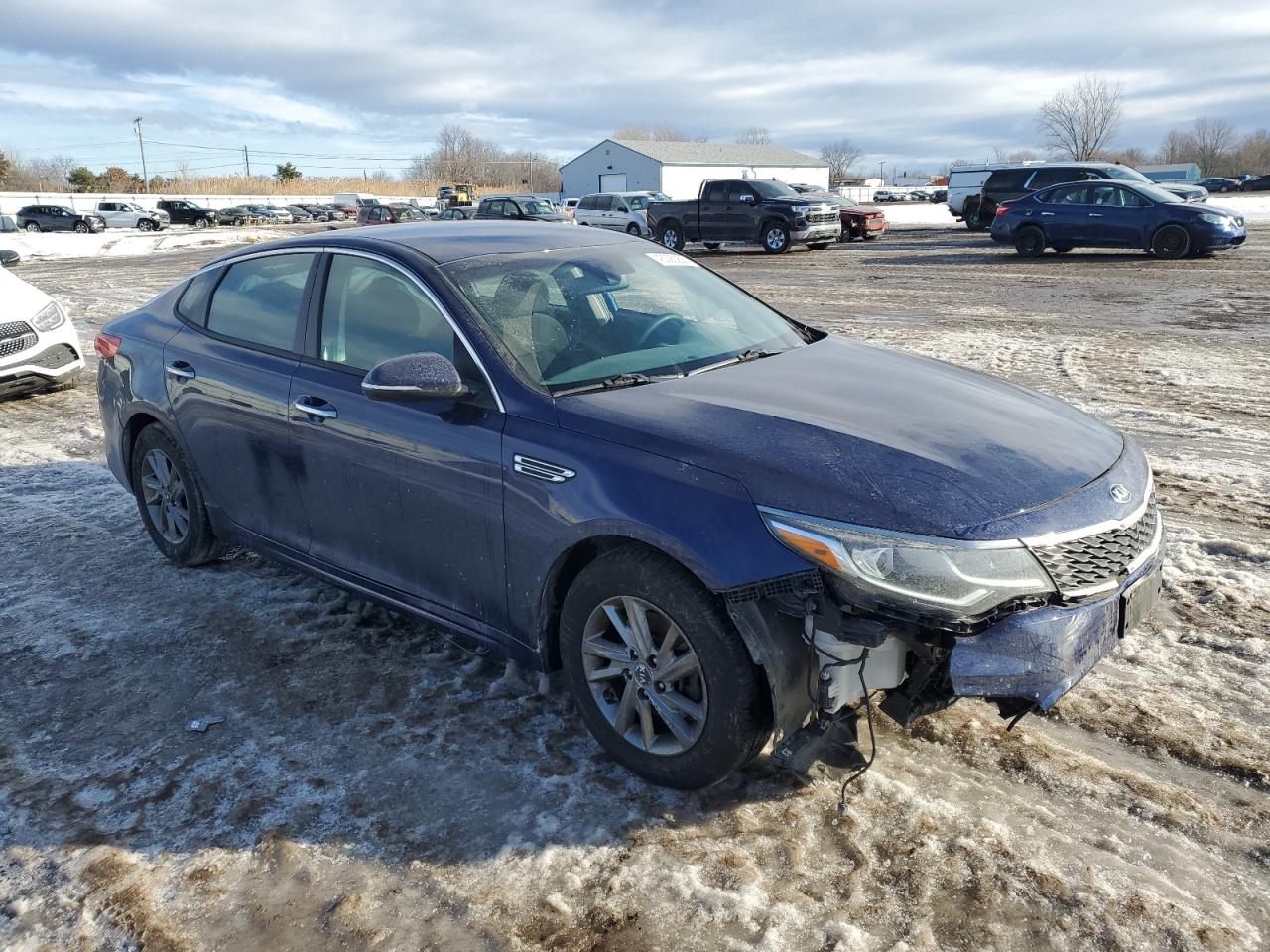 2019 KIA Optima VIN 5XXGT4L39KG362848 Copart auction photo, front end / side damage thumbnail 4