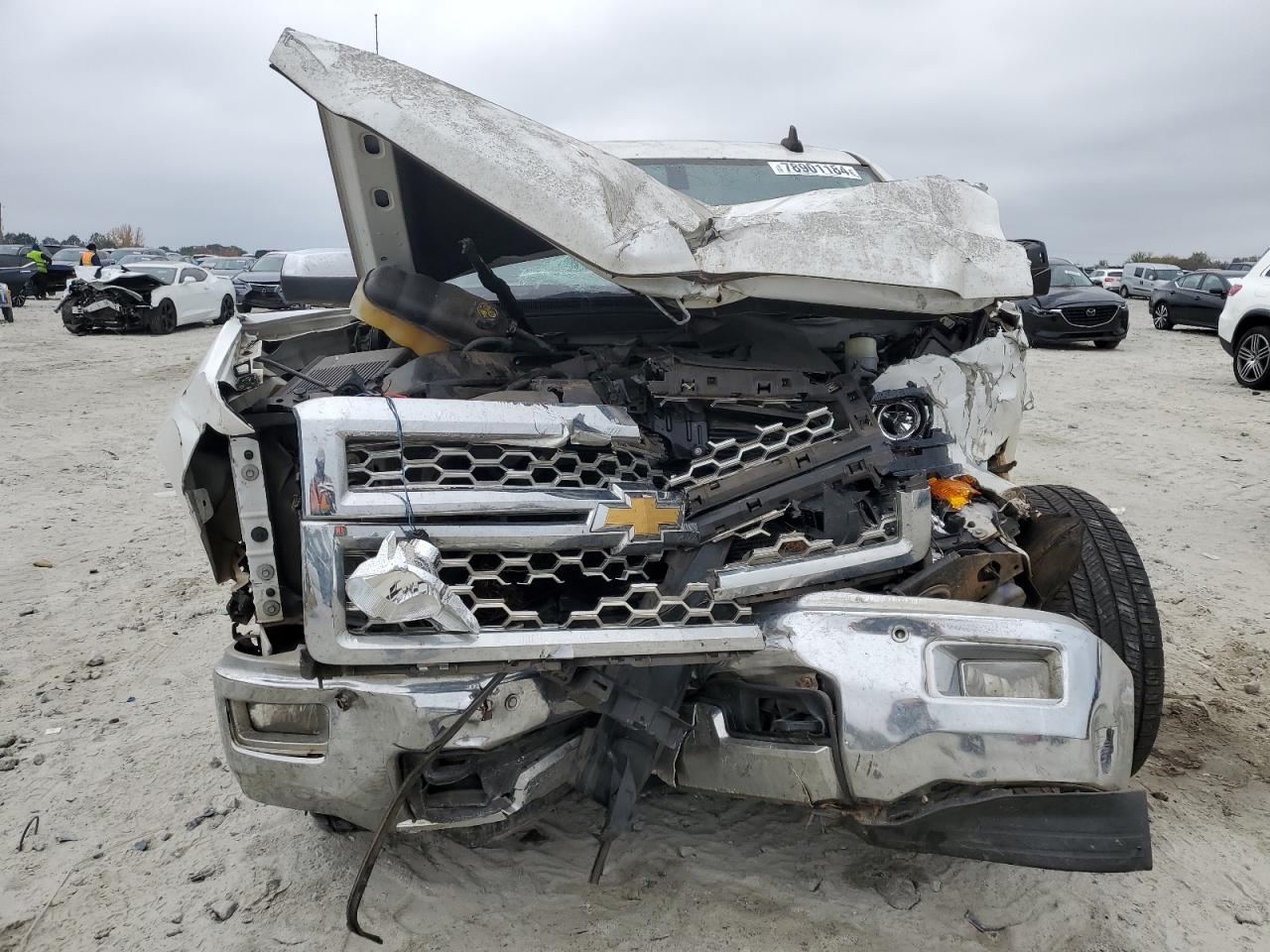 2015 Chevrolet Silverado VIN 3GCUKSEC0FG180787 Copart auction photo, front end / side damage thumbnail 5