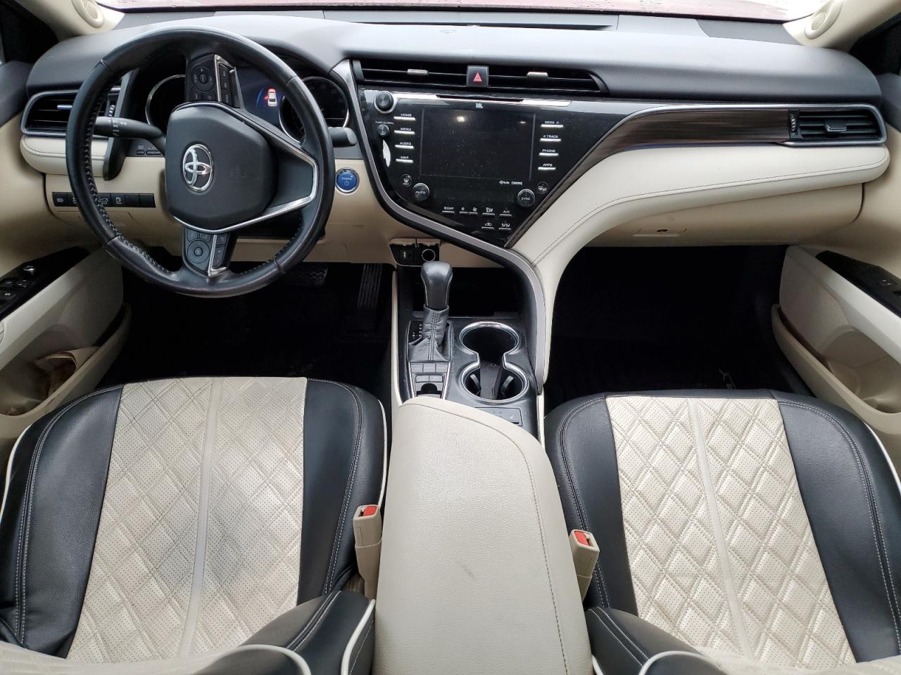 2019 Toyota Camry VIN 4T1B21HK8KU521053 Copart auction photo, front end damage thumbnail 8