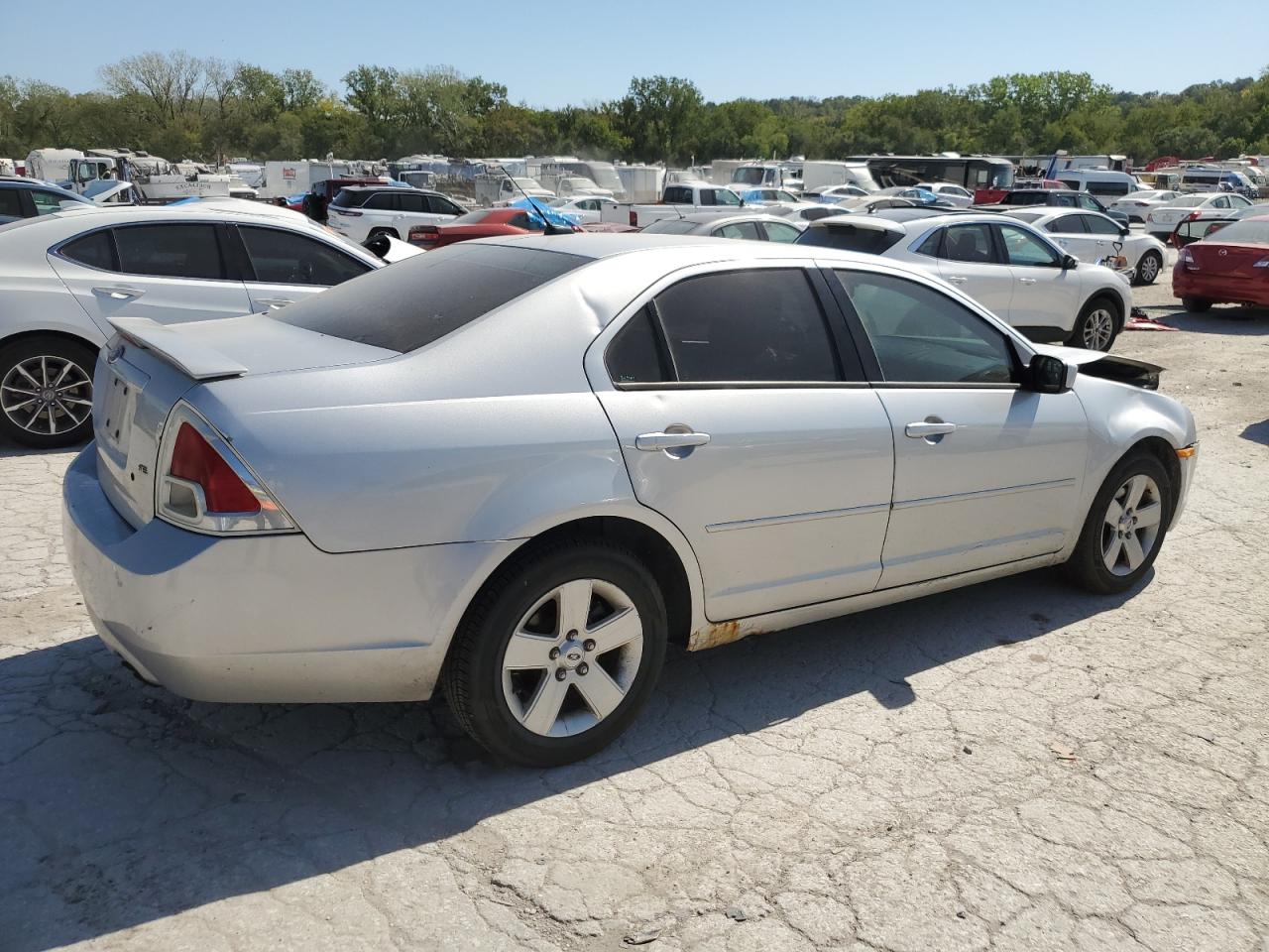 2009 Ford Fusion VIN 3FAHP07Z39R113933 Copart auction photo, front end damage thumbnail 3