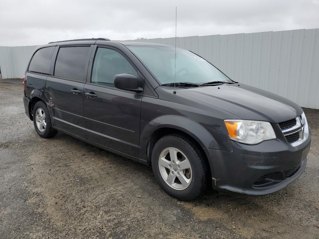 2012 Dodge Caravan VIN 2C4RDGCG4CR396036 Copart auction photo, rear end / minor dent/scratches damage thumbnail 4