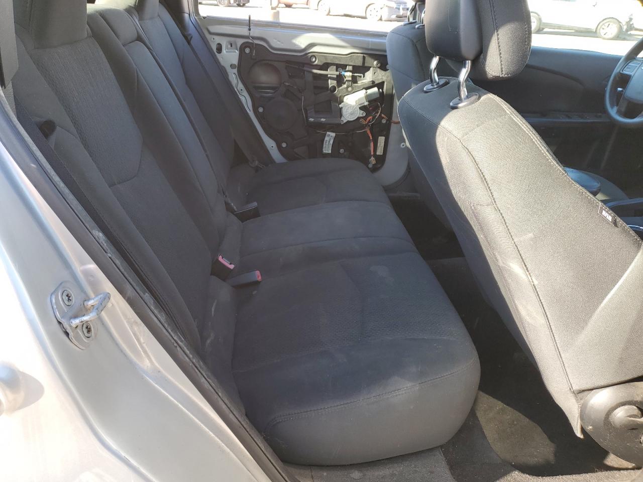 2011 Chrysler 200 VIN 1C3BC4FB9BN568323 Copart auction photo, rear end / side damage thumbnail 10