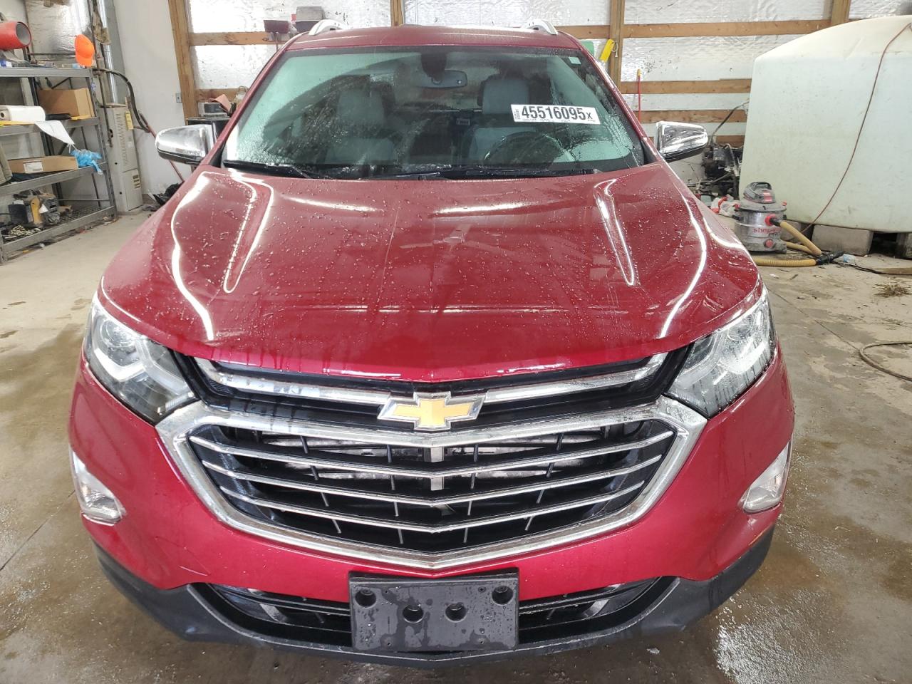 2018 Chevrolet Equinox VIN 2GNAXMEV4J6200567 Copart auction photo, side / rear end damage thumbnail 5