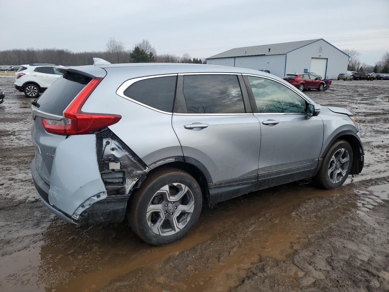 2018 Honda CR-V VIN 7FARW2H81JE086308 Copart auction photo, front end / rear end damage thumbnail 3