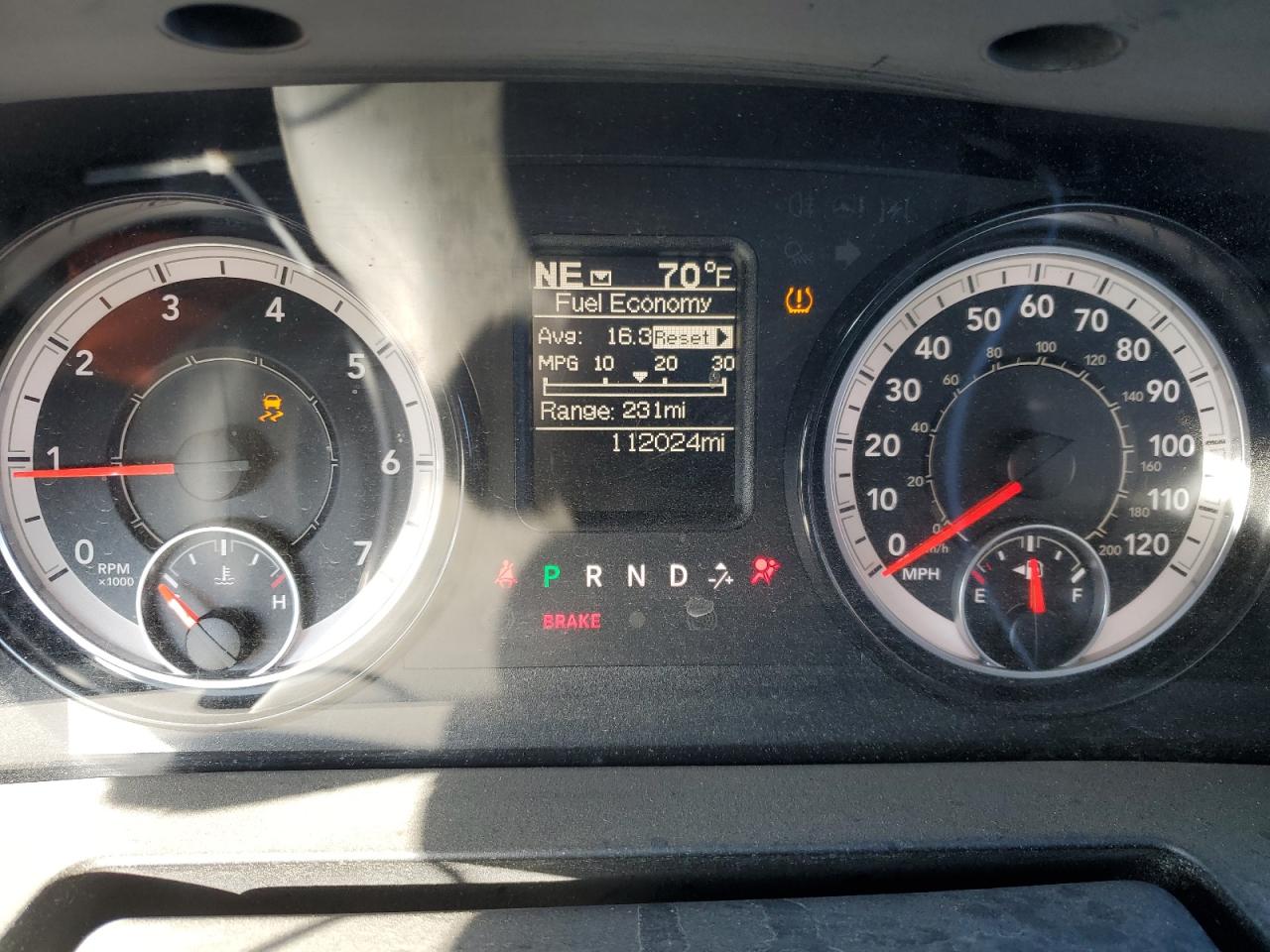 2017 RAM 1500 VIN 3C6JR7DT5HG669192 Copart auction photo, all over damage thumbnail 9