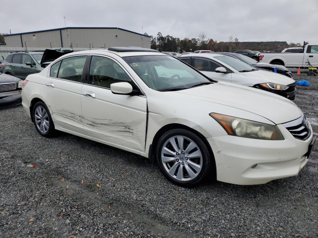 2011 Honda Accord VIN 1HGCP3F88BA009566 Copart auction photo, side damage thumbnail 4
