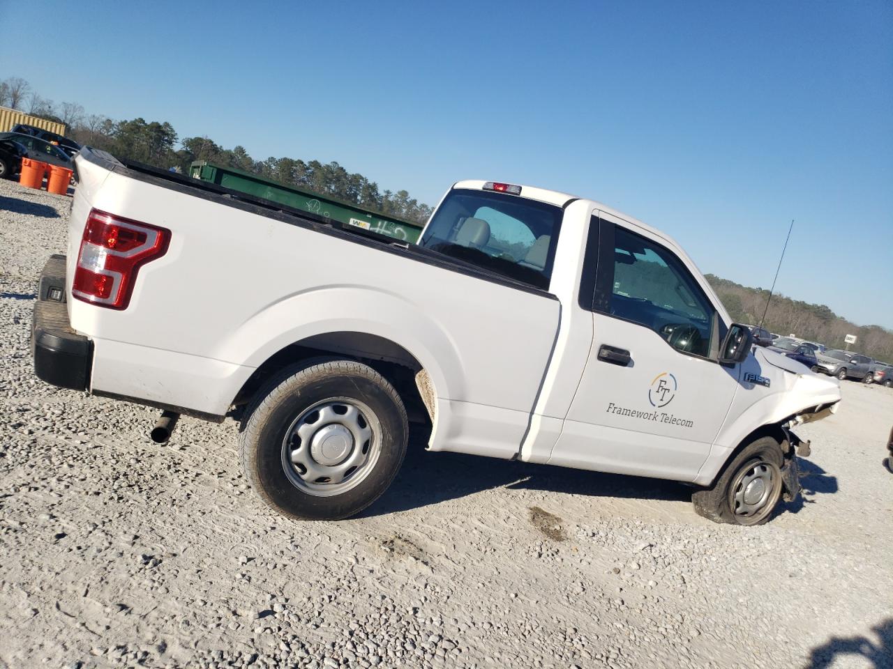 2019 Ford F-150 VIN 1FTMF1CB6KKE68518 Copart auction photo, front end / minor dent/scratches damage thumbnail 3