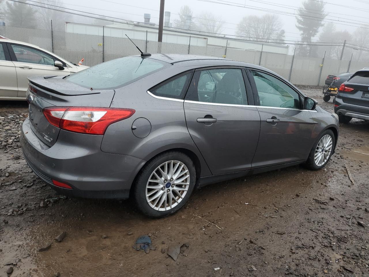 2014 Ford Focus VIN 1FADP3J23EL116366 Copart auction photo, front end damage thumbnail 3