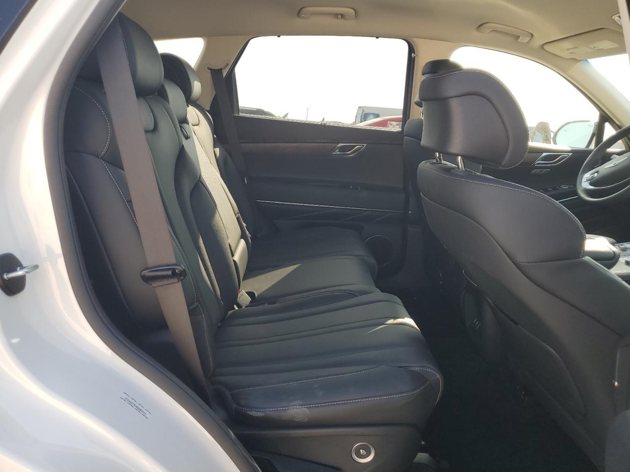 2024 Genesis Gv80 VIN KMUHBDSBXRU209333 Copart auction photo, front end / minor dent/scratches damage thumbnail 12