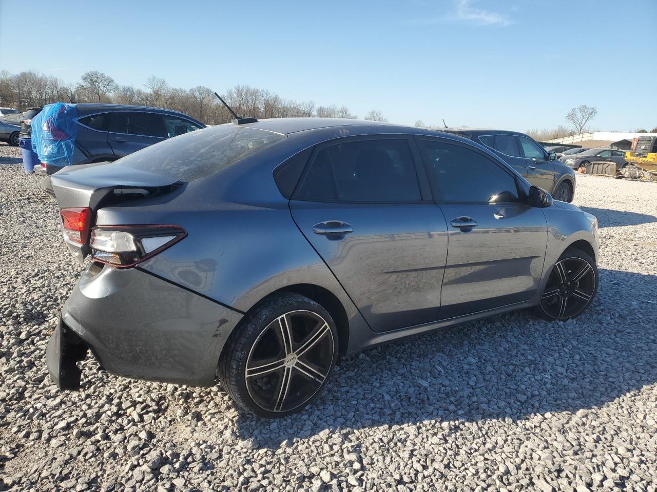 2019 KIA Rio VIN 3KPA24AB9KE171586 Copart auction photo, rear end damage thumbnail 3