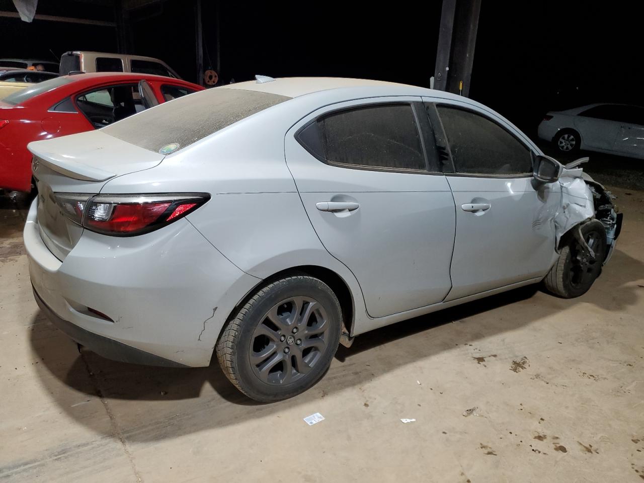 2019 Toyota Yaris VIN 3MYDLBYV9KY505081 Copart auction photo, front end damage thumbnail 3