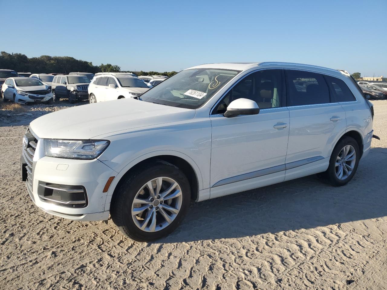 2019 Audi Q7 VIN WA1LHAF78KD036119