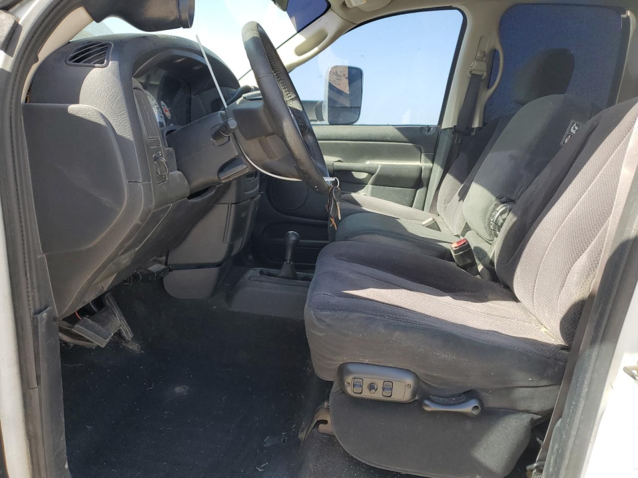 2004 Dodge RAM VIN 3D7MU48C74G211019 Copart auction photo, side / minor dent/scratches damage thumbnail 7