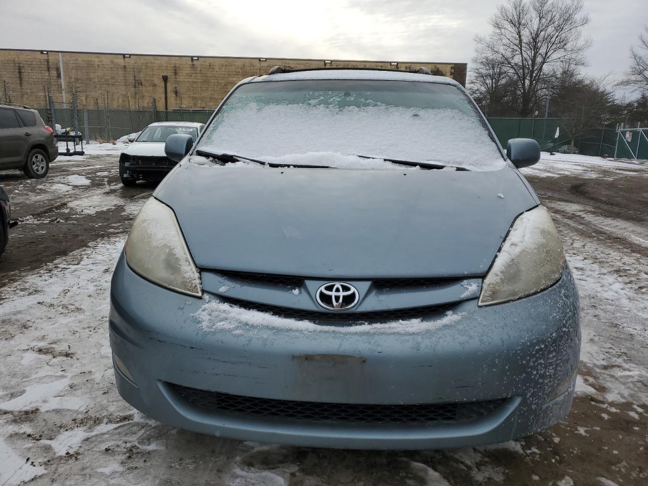 2007 Toyota Sienna VIN 5TDZK22C57S054874 Copart auction photo, mechanical / minor dent/scratches damage thumbnail 5