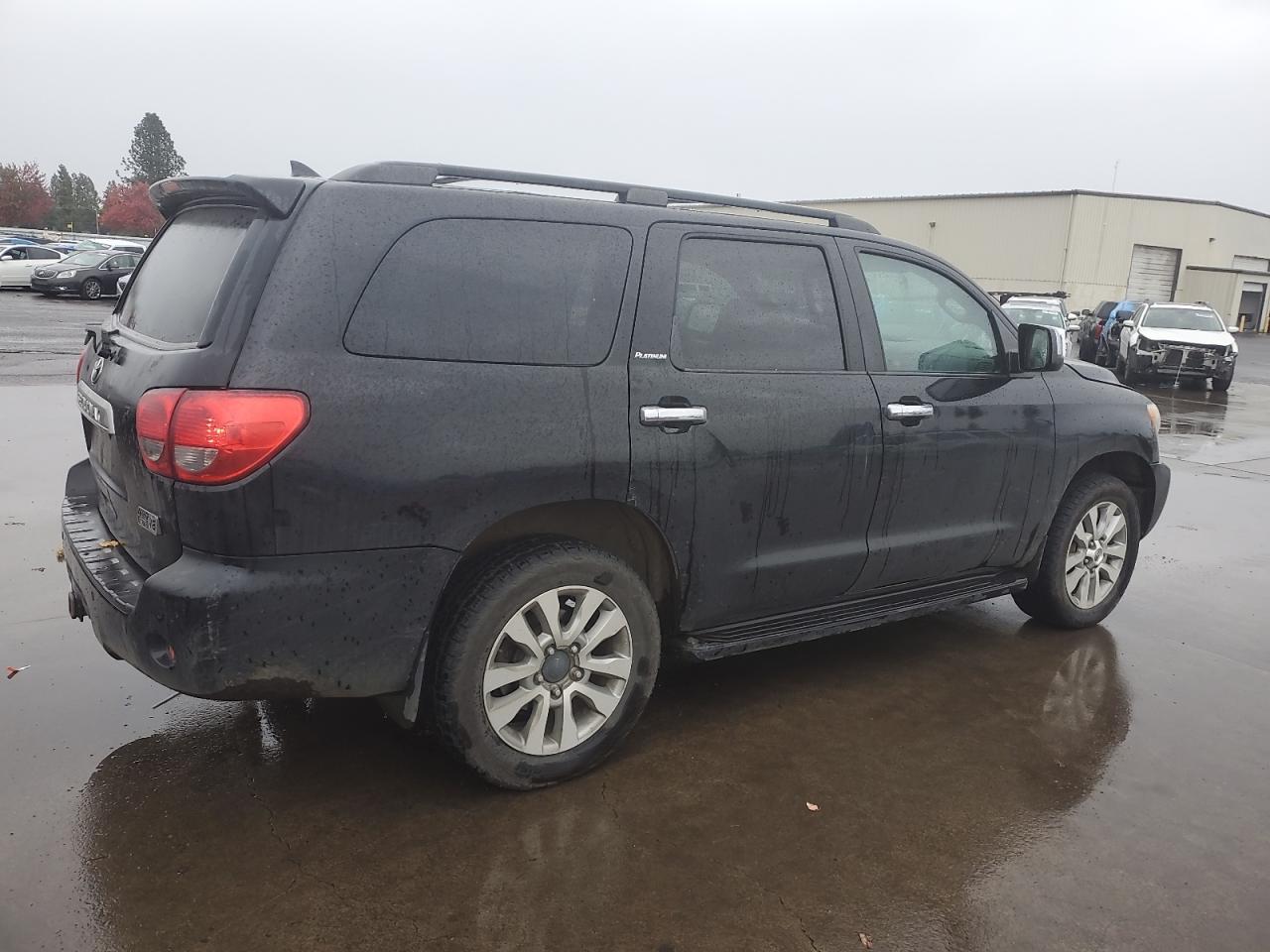 2010 Toyota Sequoia VIN 5TDDY5G1XAS024617 Copart auction photo, front end damage thumbnail 3