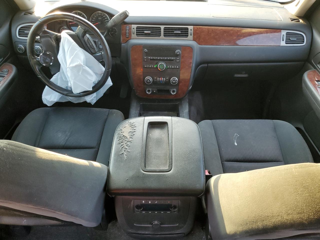 2009 Chevrolet Tahoe VIN 1GNFK23079R236284 Copart auction photo, front end damage thumbnail 8