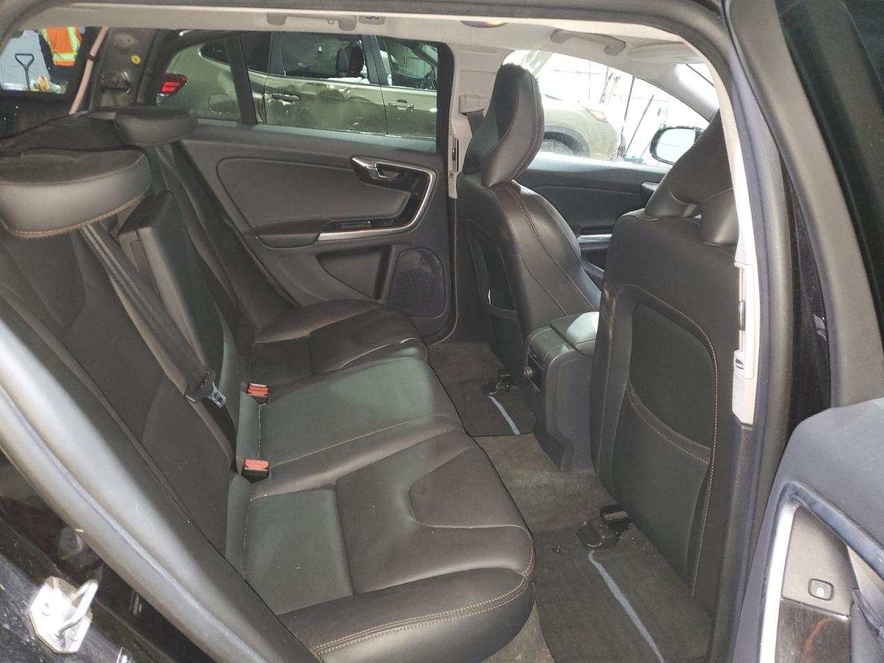2016 Volvo V60 VIN YV4612HK5G1018374 Copart auction photo, rear end damage thumbnail 11
