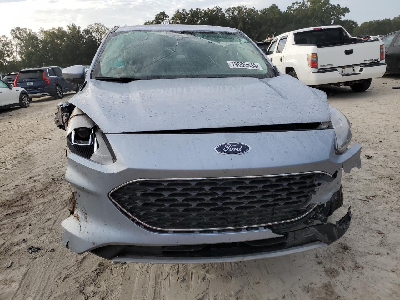 2022 Ford Escape VIN 1FMCU9H60NUA58121 Copart auction photo, all over damage thumbnail 5