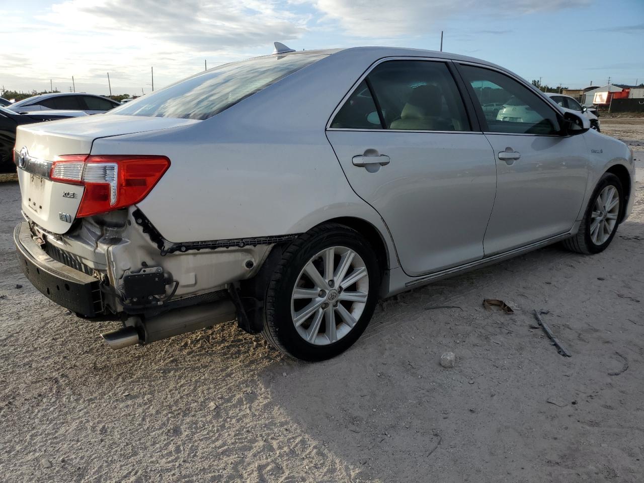 2012 Toyota Camry VIN 4T1BD1FK2CU032498 Copart auction photo, rear end / minor dent/scratches damage thumbnail 3