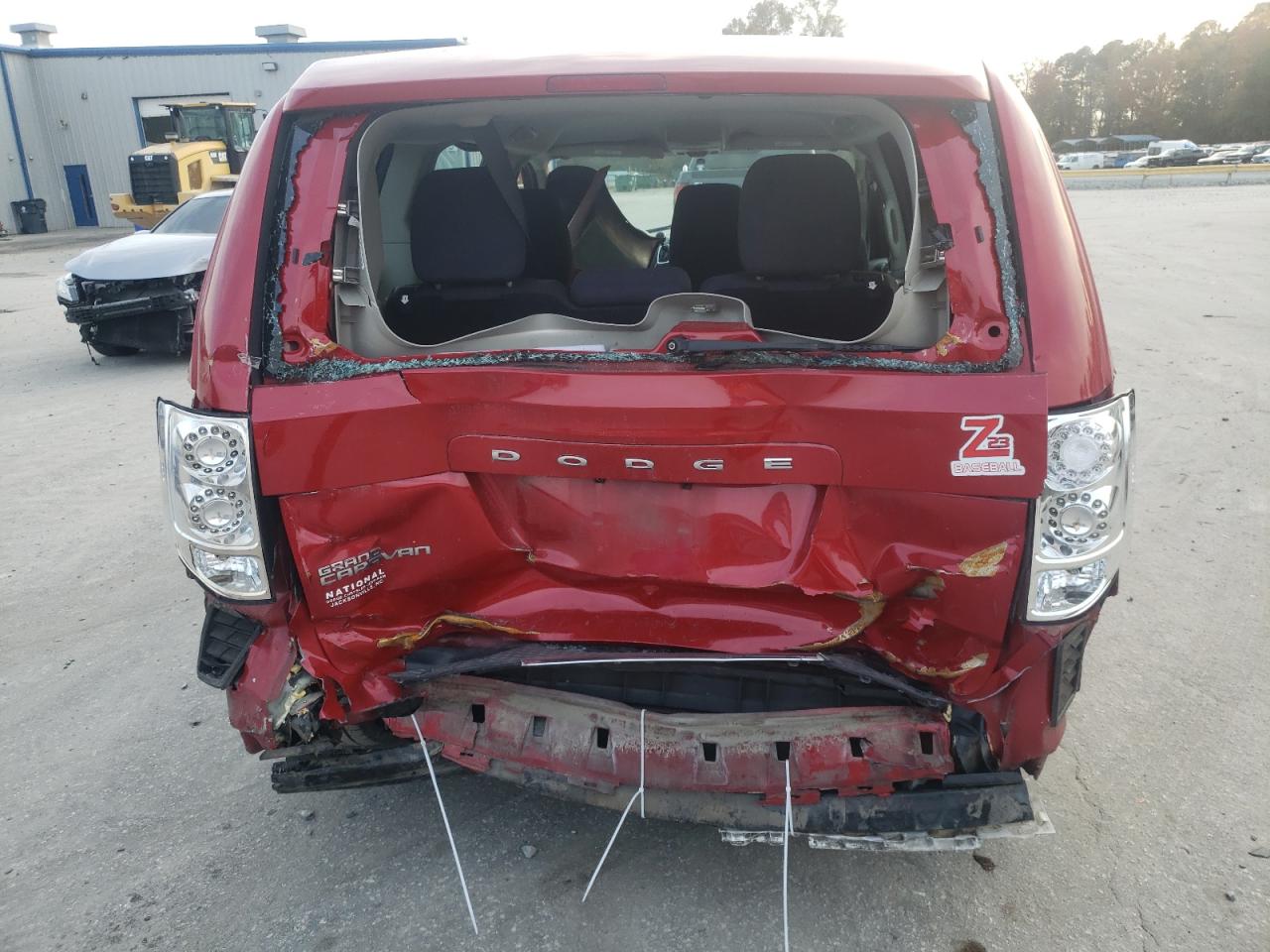 2015 Dodge Caravan VIN 2C4RDGBGXFR576661 Copart auction photo, rear end / front end damage thumbnail 6