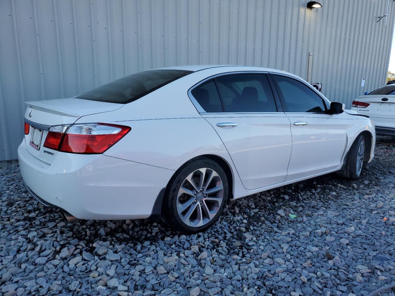 2015 Honda Accord VIN 1HGCR2F57FA258022 Copart auction photo, front end damage thumbnail 3
