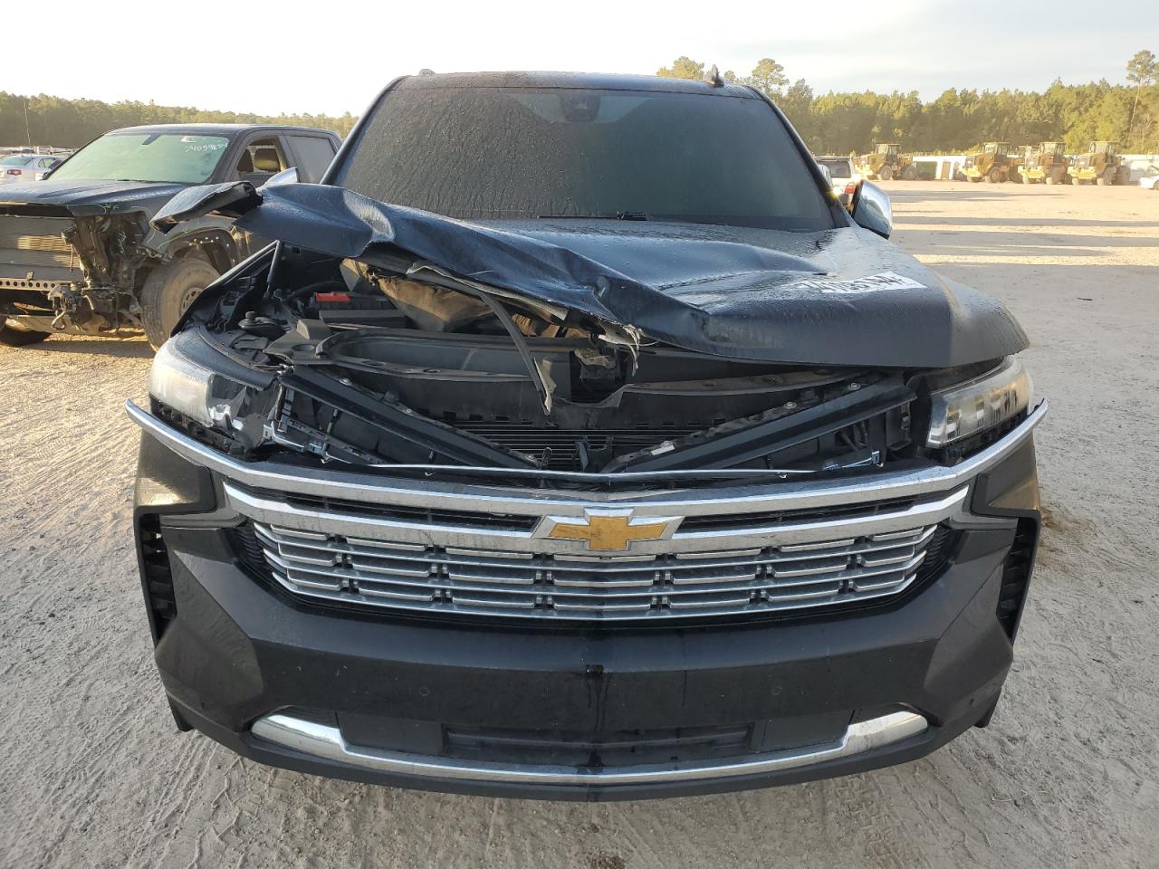 2021 Chevrolet Tahoe VIN 1GNSCSKDXMR108081 Copart auction photo, burn damage thumbnail 5