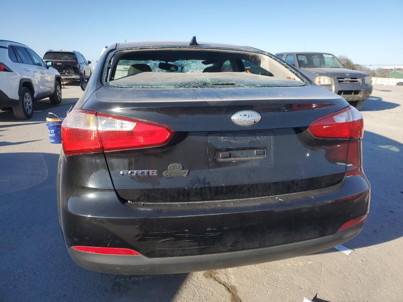 2015 KIA Forte VIN KNAFK4A61F5257675 Copart auction photo, top/roof damage thumbnail 6