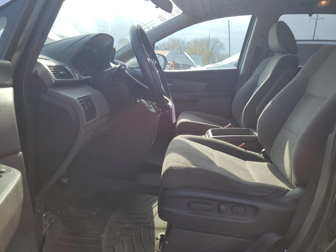2016 Honda Odyssey VIN 5FNRL5H3XGB133080 Copart auction photo, front end damage thumbnail 7