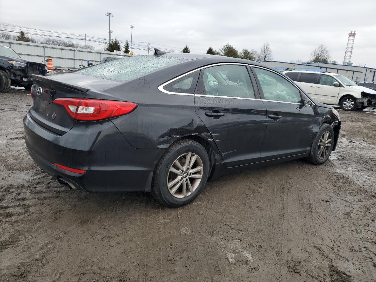 2015 Hyundai Sonata VIN 5NPE24AF0FH213276 Copart auction photo, front end / minor dent/scratches damage thumbnail 3