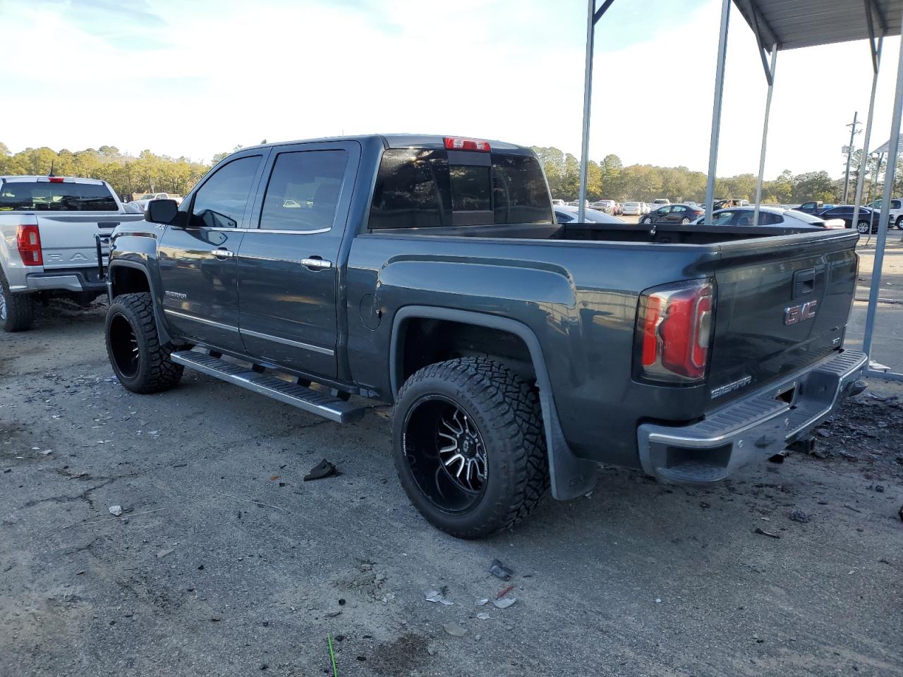 2017 GMC Sierra VIN 3GTU2NECXHG401168 Copart auction photo, side damage thumbnail 2