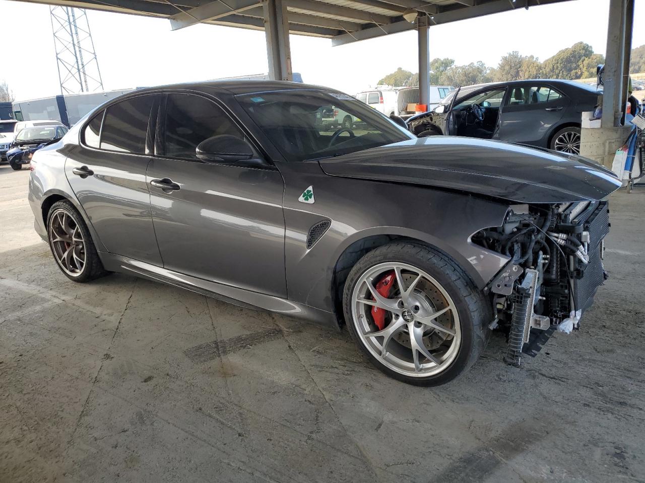 2021 Alfa Romeo Giulia VIN ZARFAMEV5M7646074 Copart auction photo, front end / side damage thumbnail 4