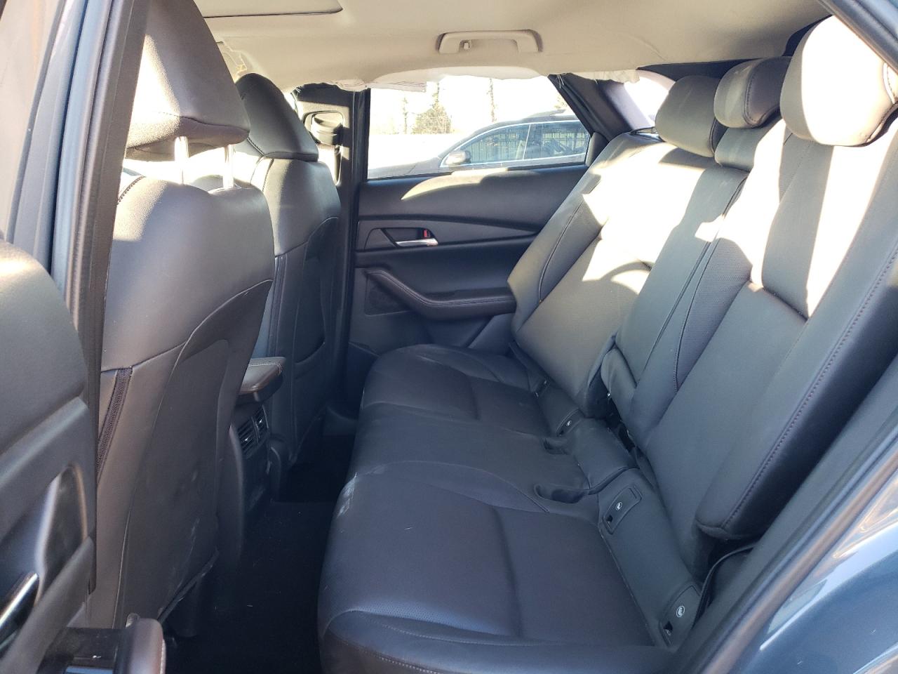 2022 Mazda CX-30 VIN 3MVDMBEYXNM438365 Copart auction photo, all over / minor dent/scratches damage thumbnail 11