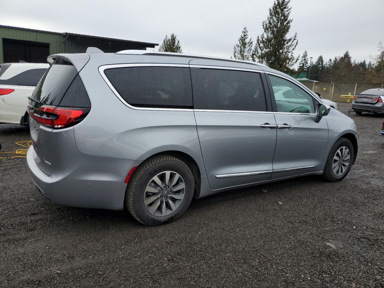 2021 Chrysler Pacifica VIN 2C4RC1S72MR567076 Copart auction photo, front end damage thumbnail 3