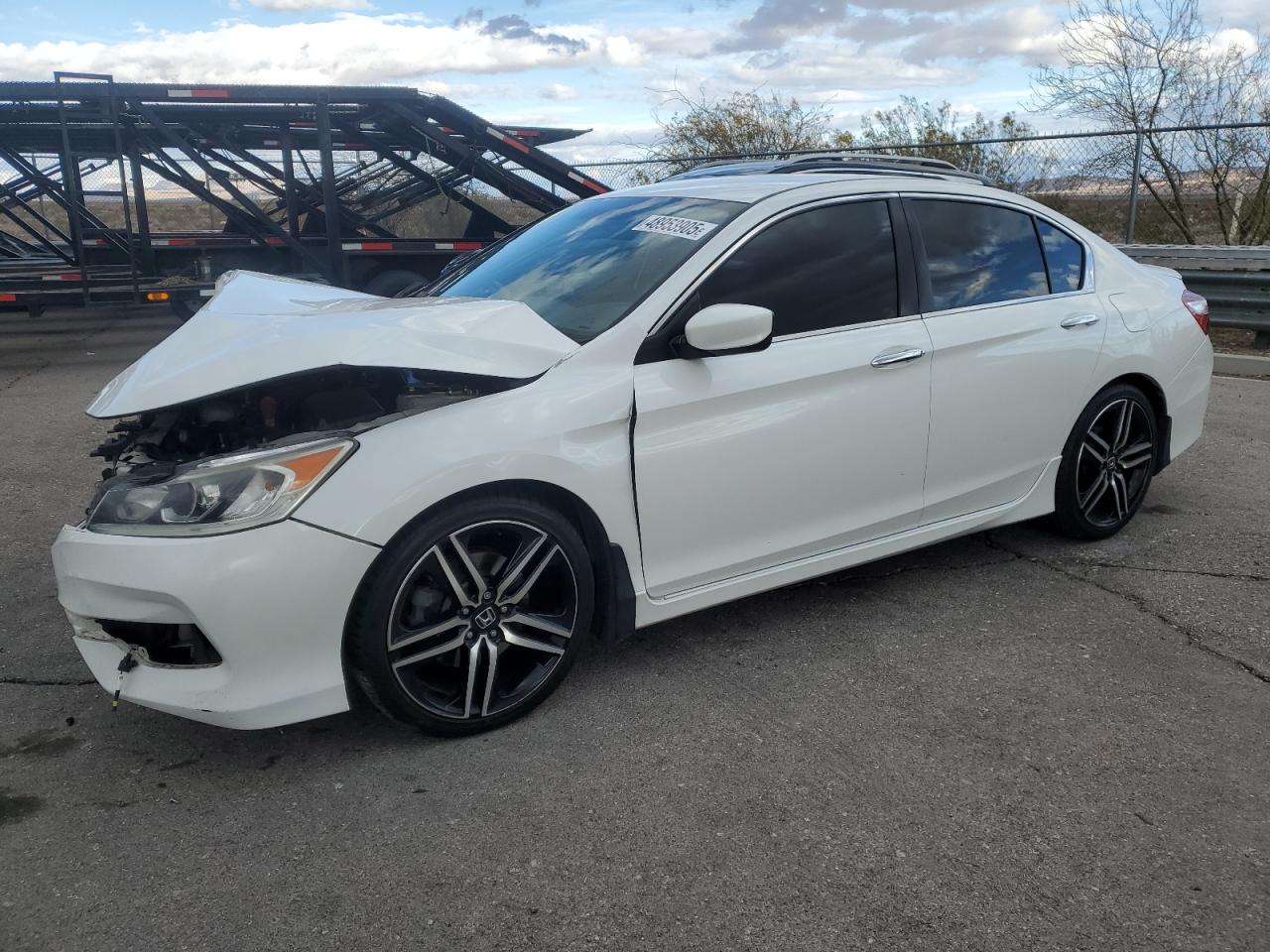 2017 Honda Accord VIN 1HGCR2F16HA052822