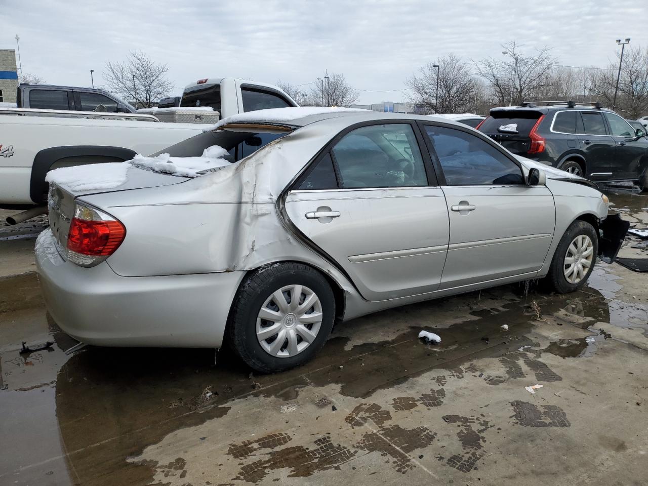 2006 Toyota Camry VIN 4T1BE32K76U125553 Copart auction photo, all over damage thumbnail 3