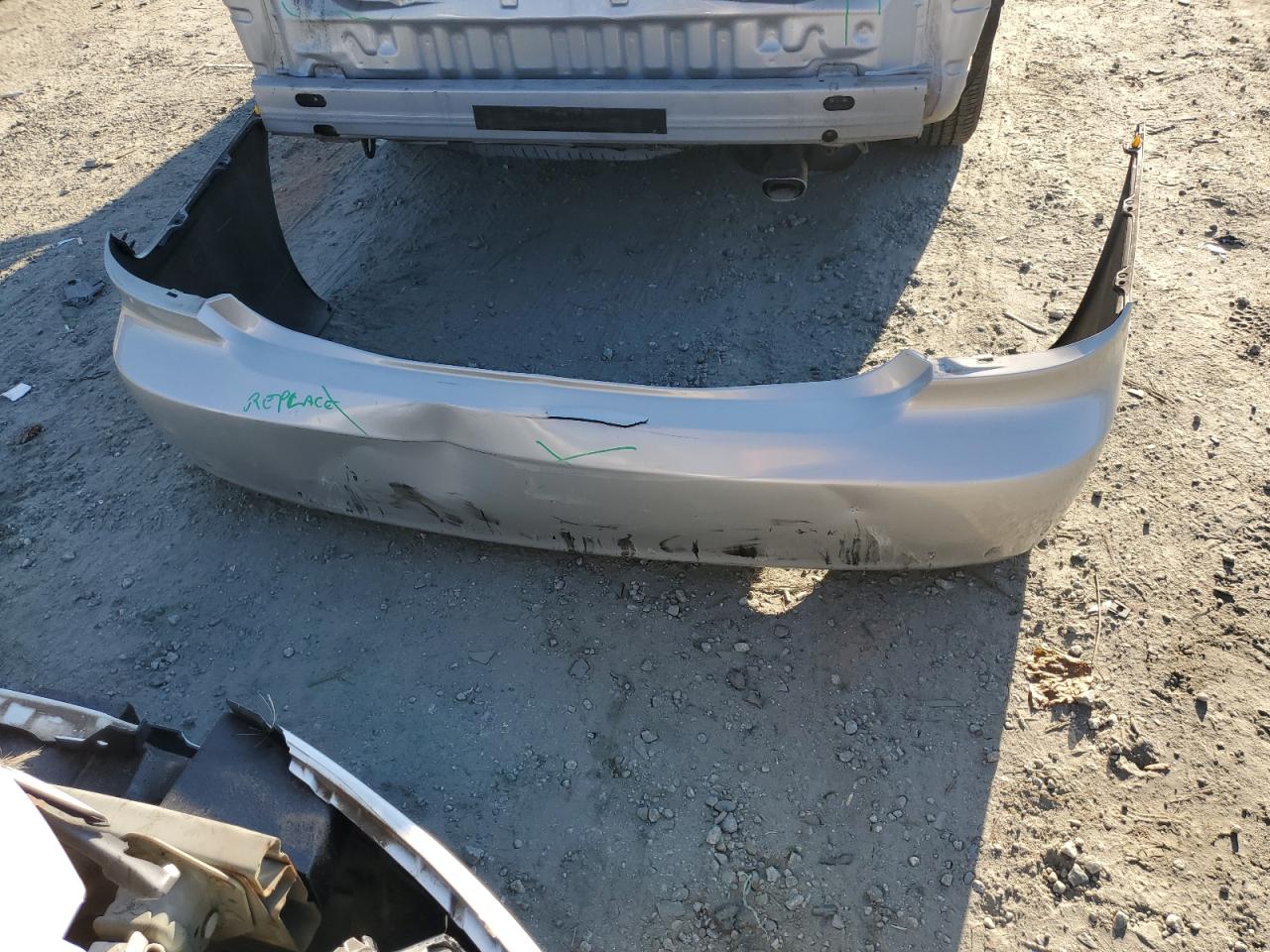 2004 Lexus ES VIN JTHBA30G845001277 Copart auction photo, rear end damage thumbnail 12
