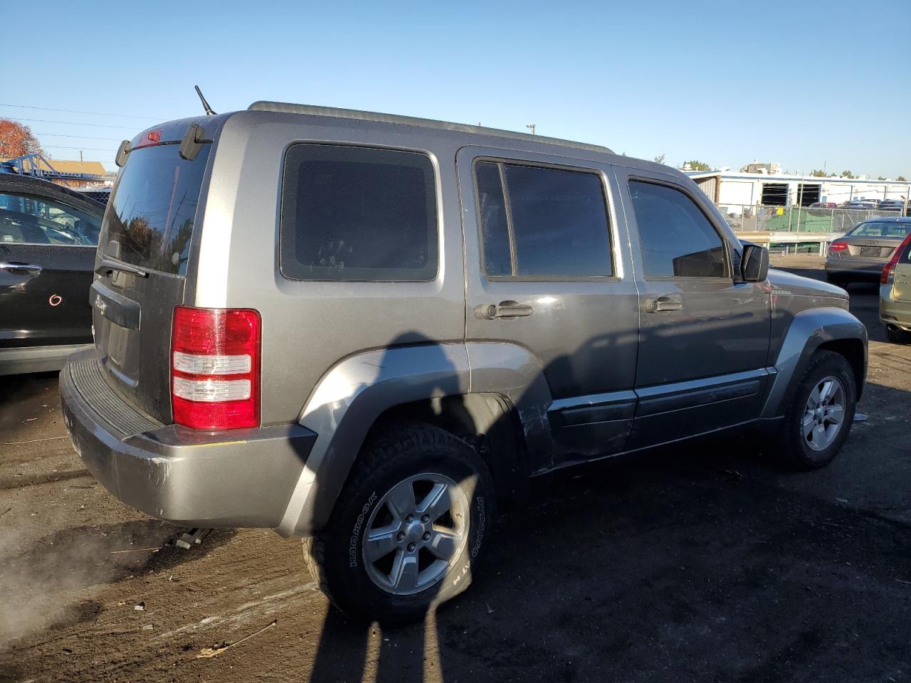 2012 Jeep Liberty (North America) VIN 1C4PJMAK4CW208791 Copart auction photo, side damage thumbnail 3