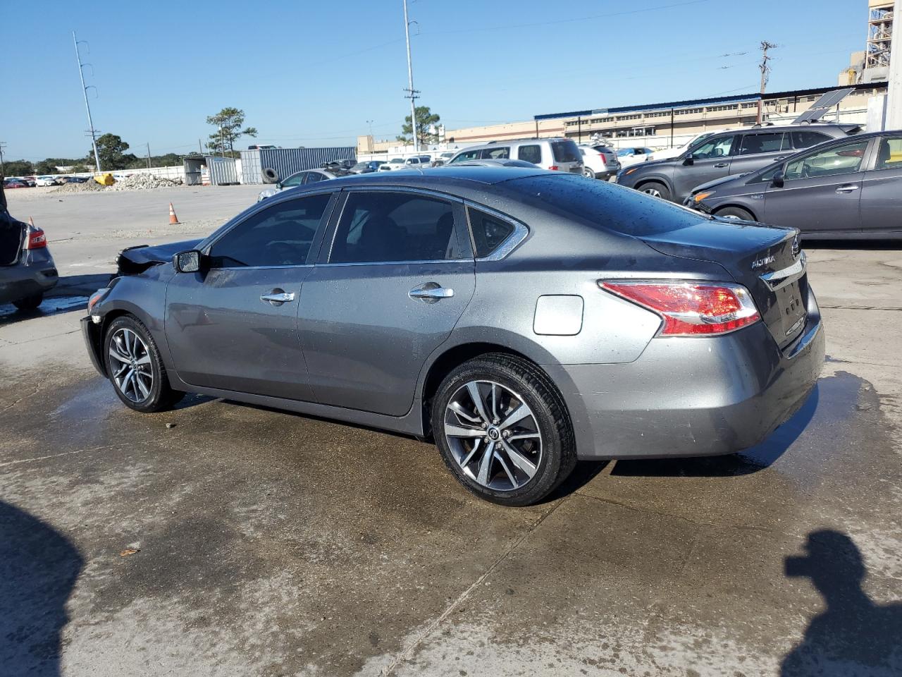 2015 Nissan Altima VIN 1N4AL3AP4FN390403 Copart auction photo, front end damage thumbnail 2