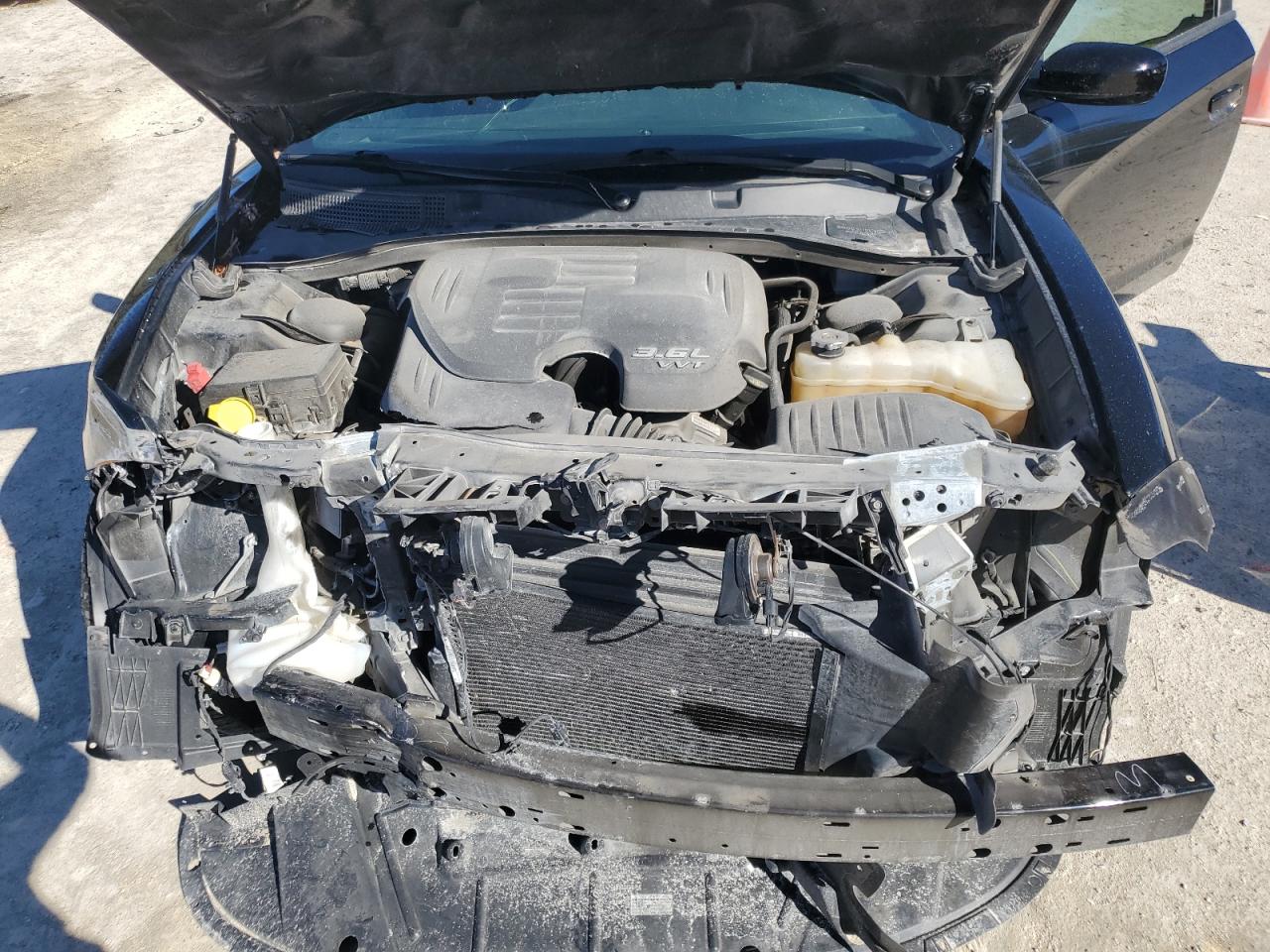 2018 Dodge Charger VIN 2C3CDXHG4JH335226 Copart auction photo, front end / rear end damage thumbnail 11