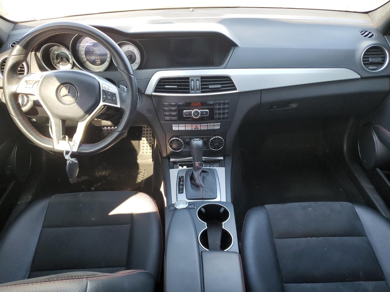 2014 Mercedes-Benz C-klasse VIN WDDGF8ABXEG200383 Copart auction photo, undercarriage damage thumbnail 8