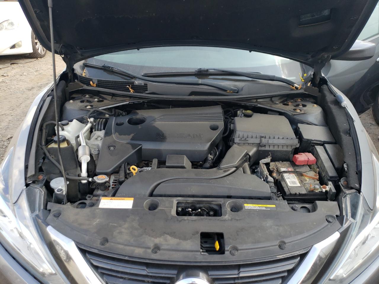 2017 Nissan Altima VIN 1N4AL3AP4HC470377 Copart auction photo, minor dent/scratches damage thumbnail 11