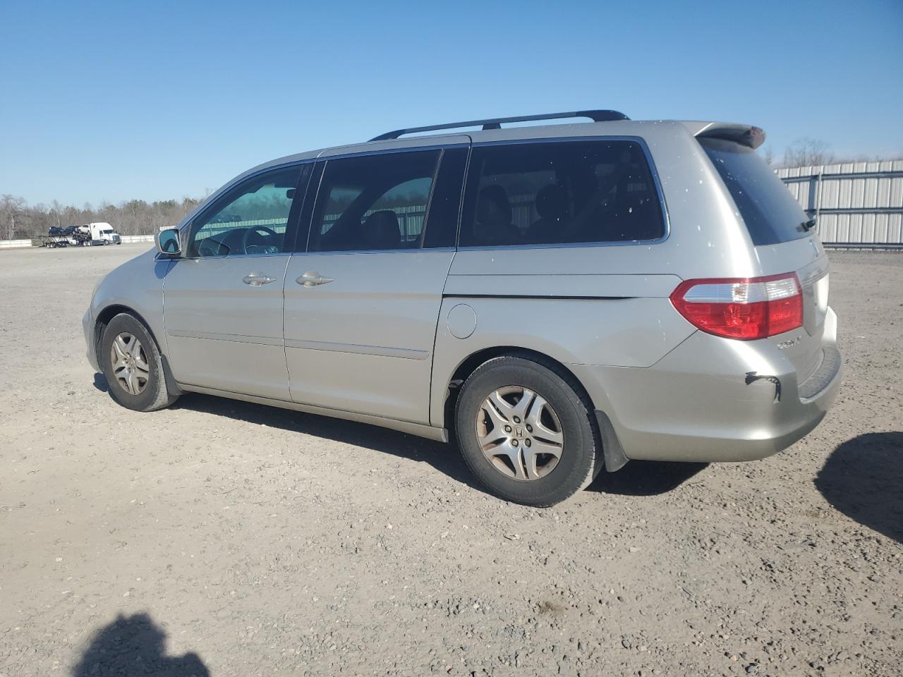 2007 Honda Odyssey VIN 5FNRL38767B431374 Copart auction photo, front end / minor dent/scratches damage thumbnail 2