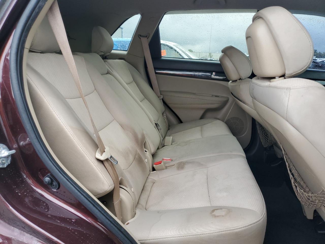 2011 KIA Sorento VIN 5XYKT3A1XBG178567 Copart auction photo, rear end damage thumbnail 11